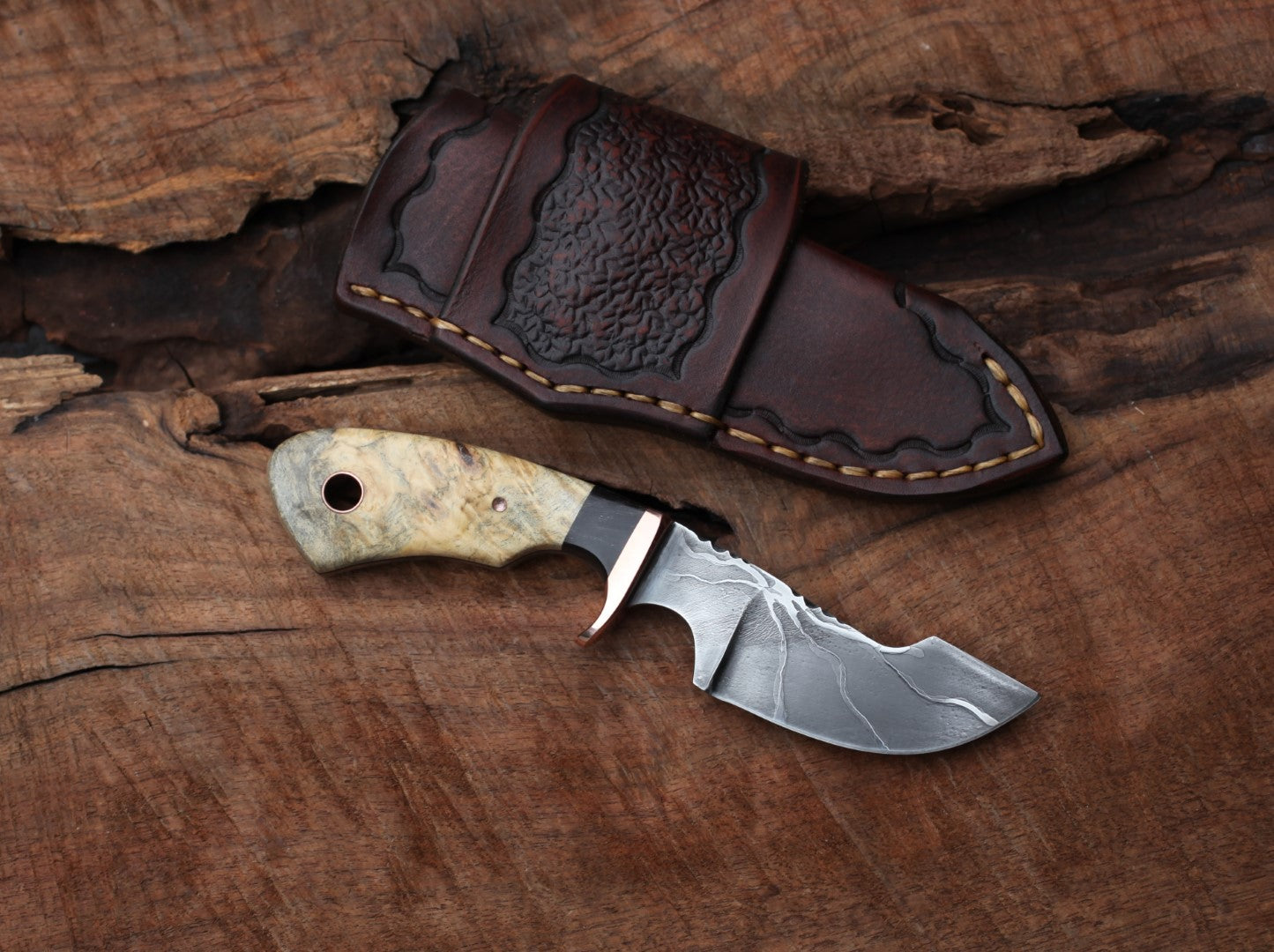 Modified Drop Point Hunter, buckeye burl