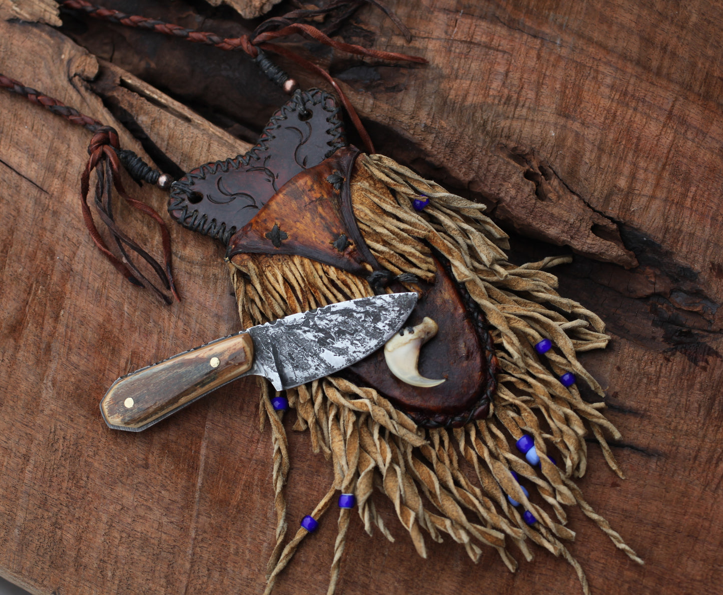 Mountain Man Neck Knife, cougar claw