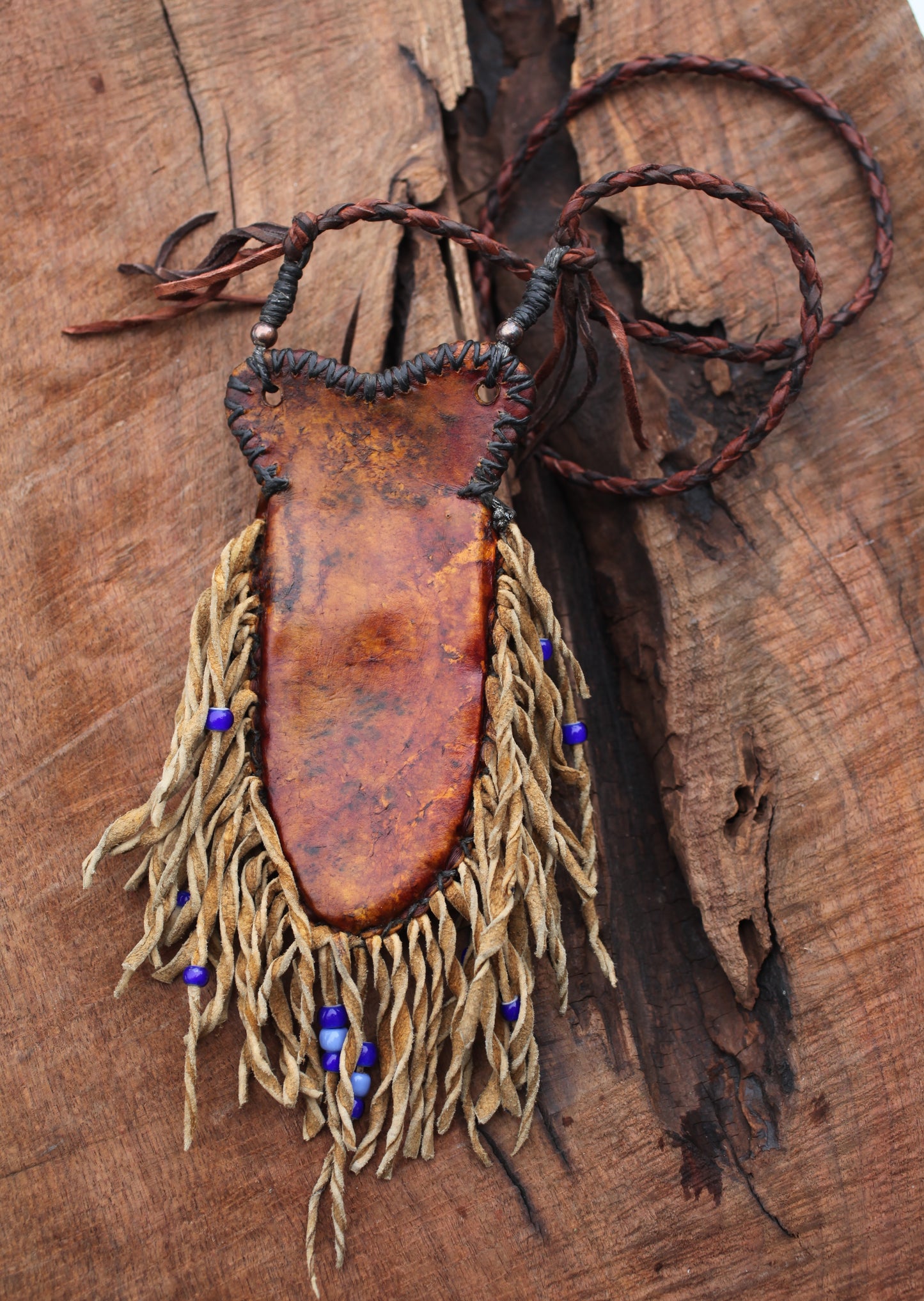 Mountain Man Neck Knife, cougar claw