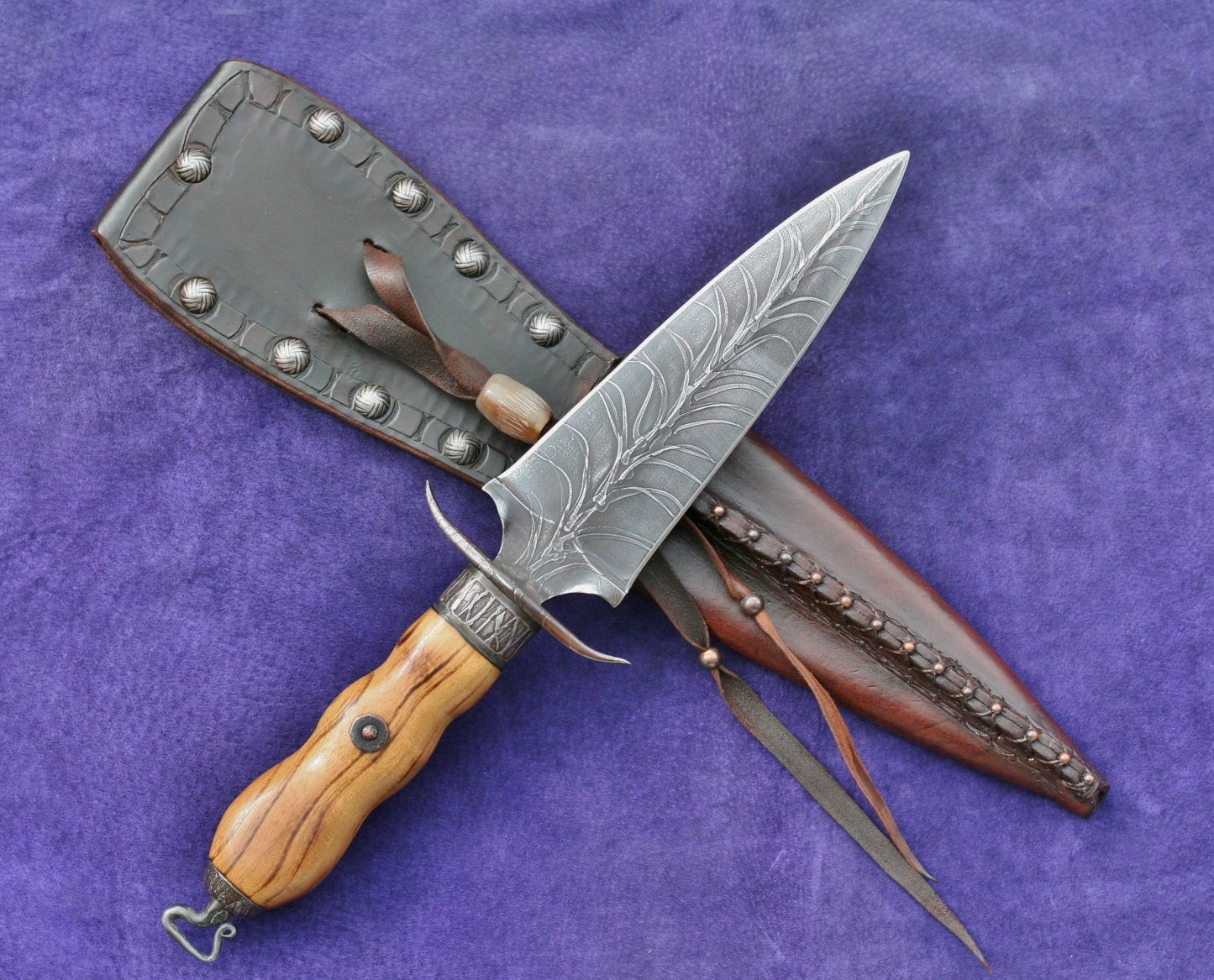 Renaissance Double Edged Knife