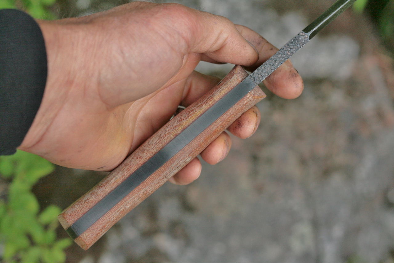Custom spearpoint Walkabout knife