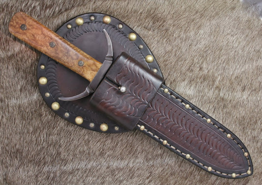 Frontier Fighting Knife  circa. 1800-1825