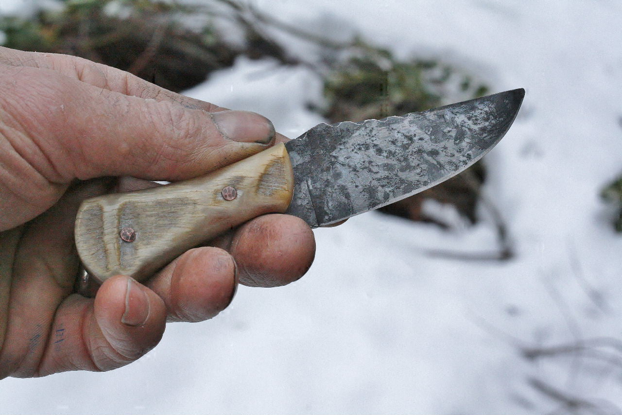 Mountain Man neck knife, sheep horn