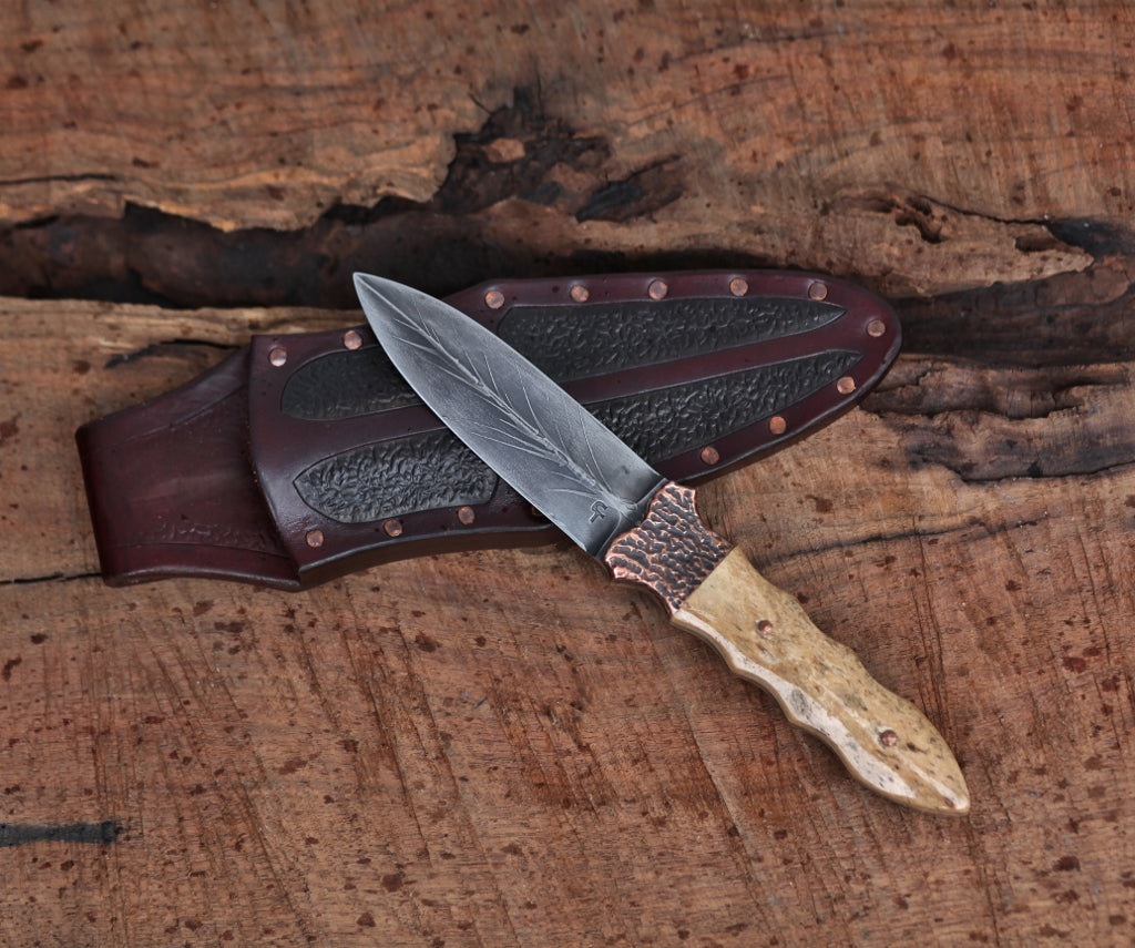 2 edged Renaissance knife, oosik and copper
