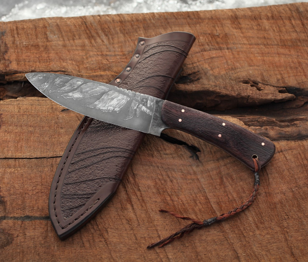 Spear point Camp knife, rosewood