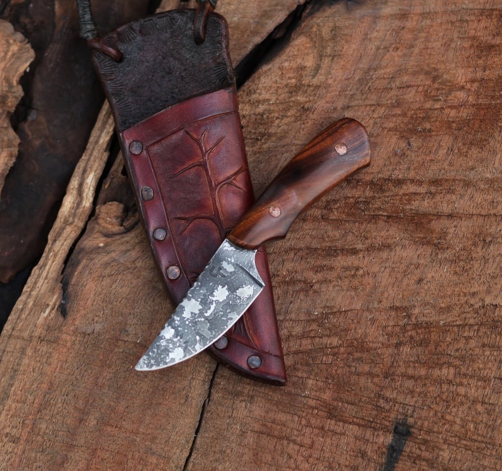 Neck knife, ironwood