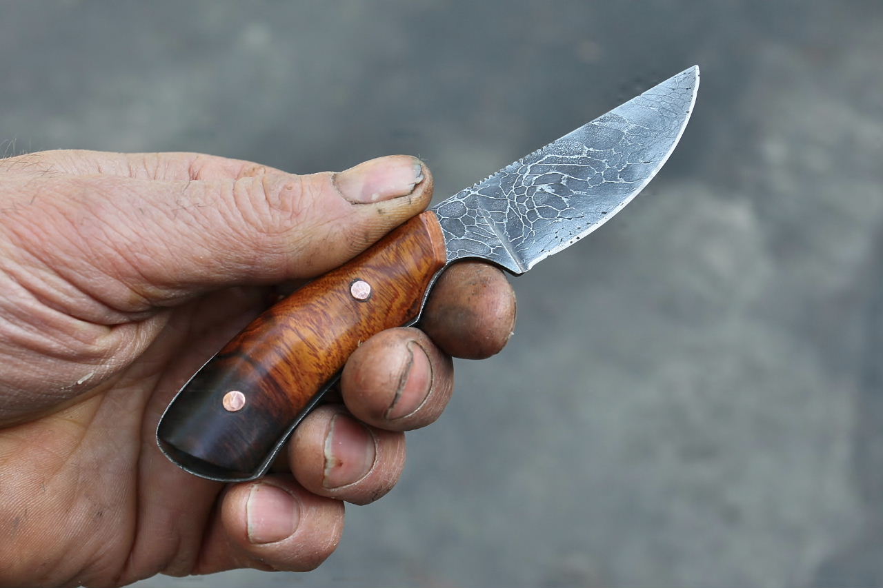 Cable neck knife (oil drill rig) , ironwood