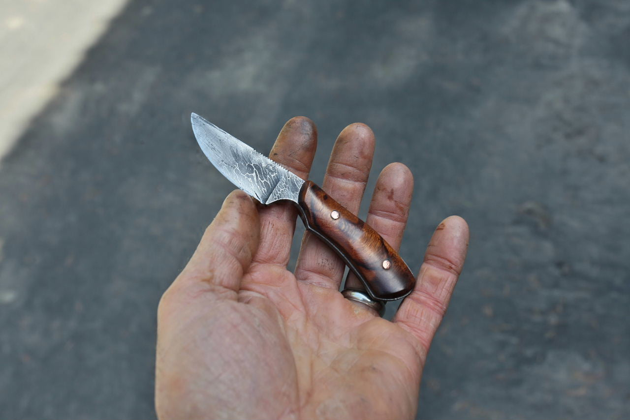 Cable neck knife (oil drill rig) , ironwood