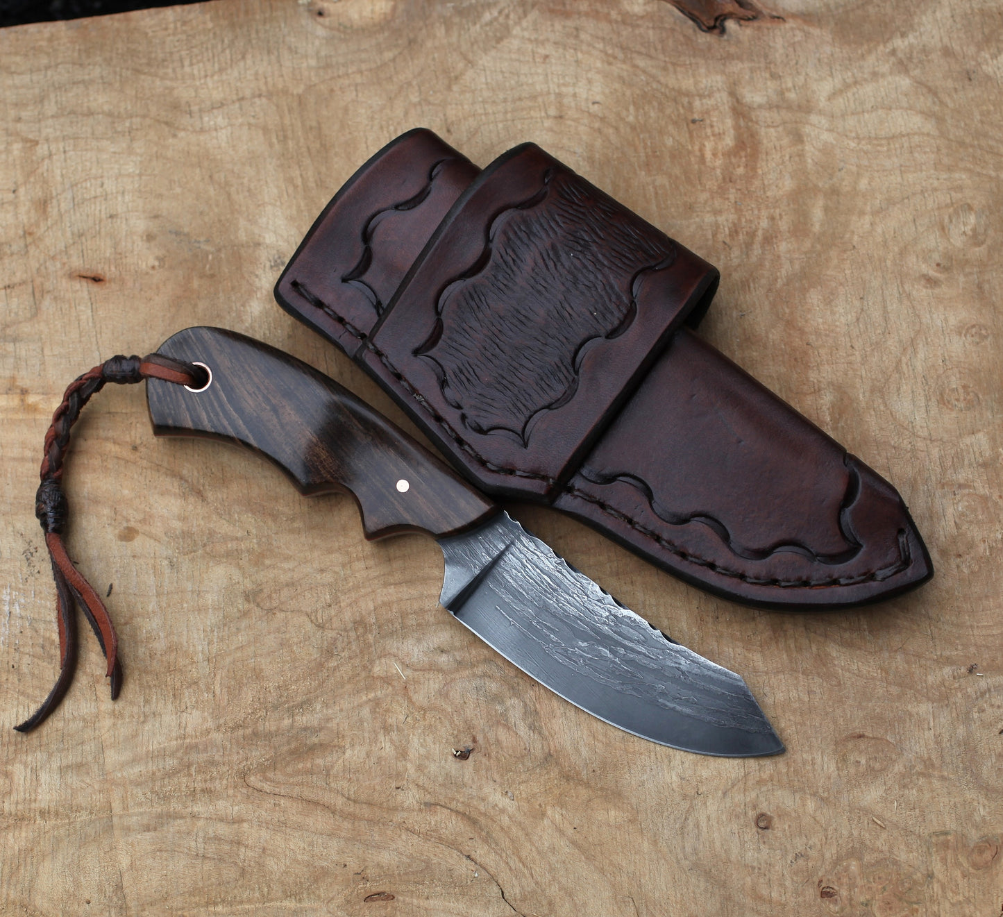 Spay point hunter, figured redwood