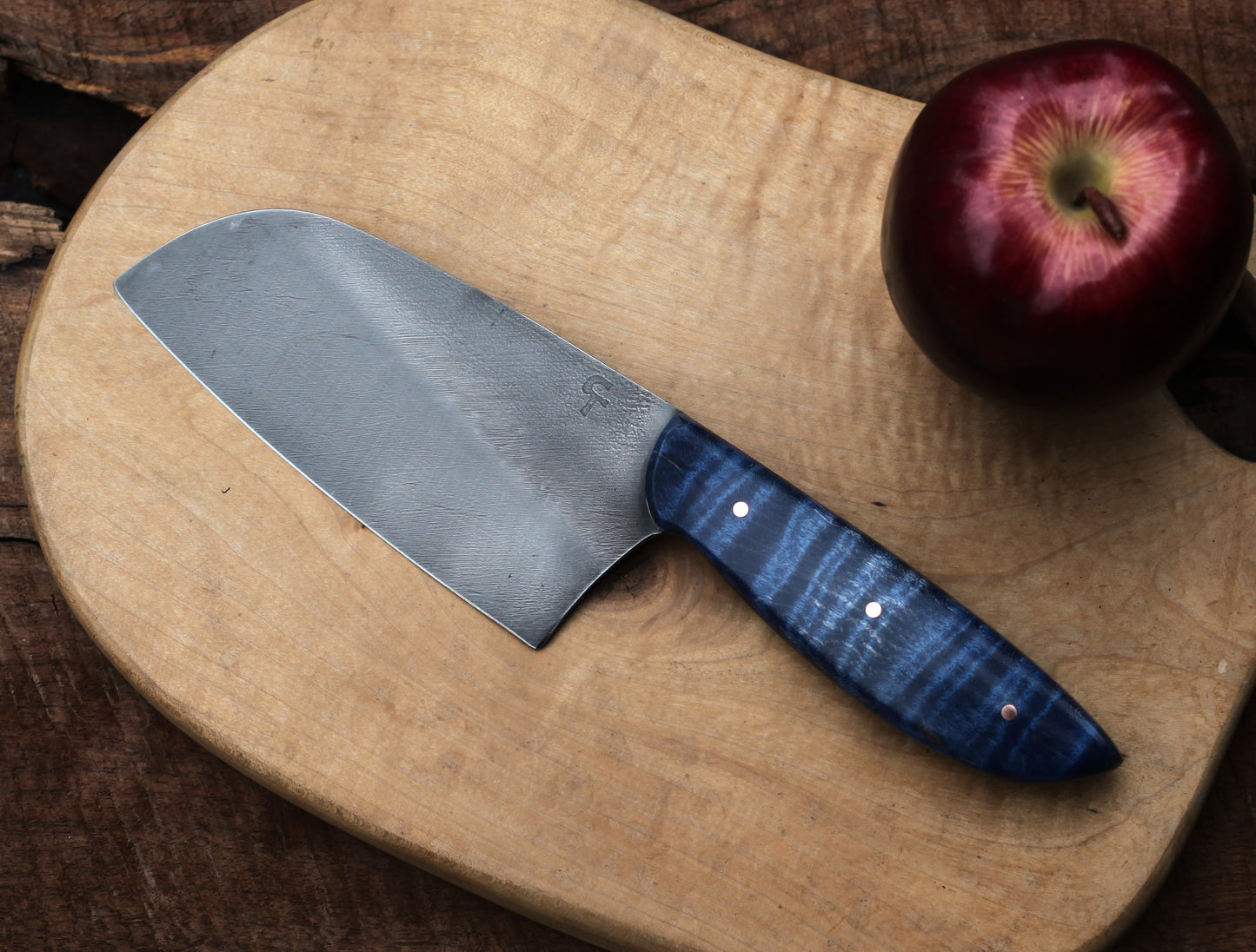 Kitchen utility knife, blue maple
