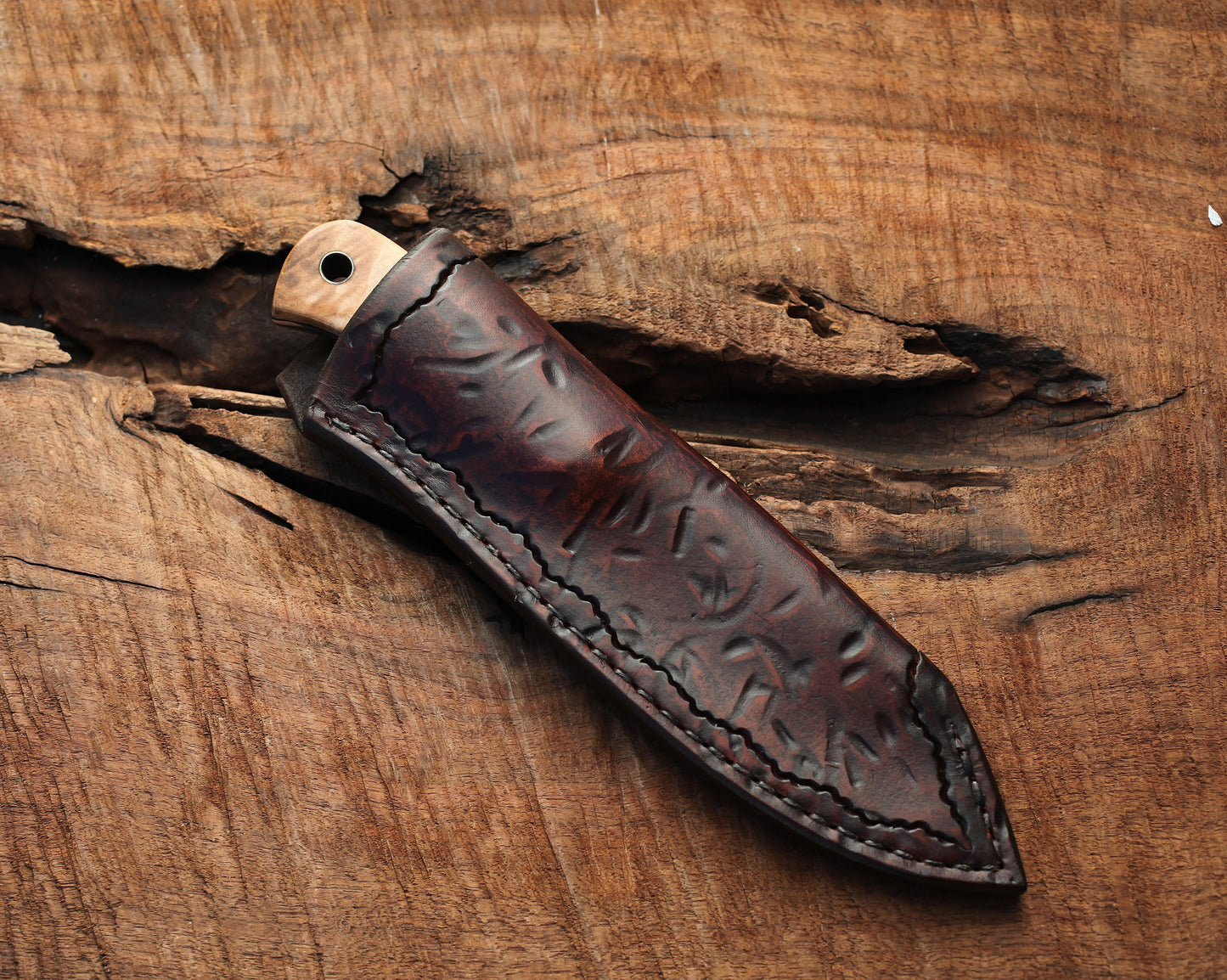 Nessmuk hunting knife, figured maple
