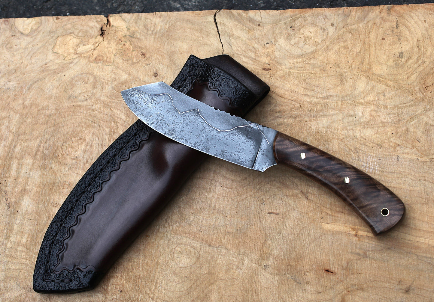 Custom spay point Camp knife, walnut