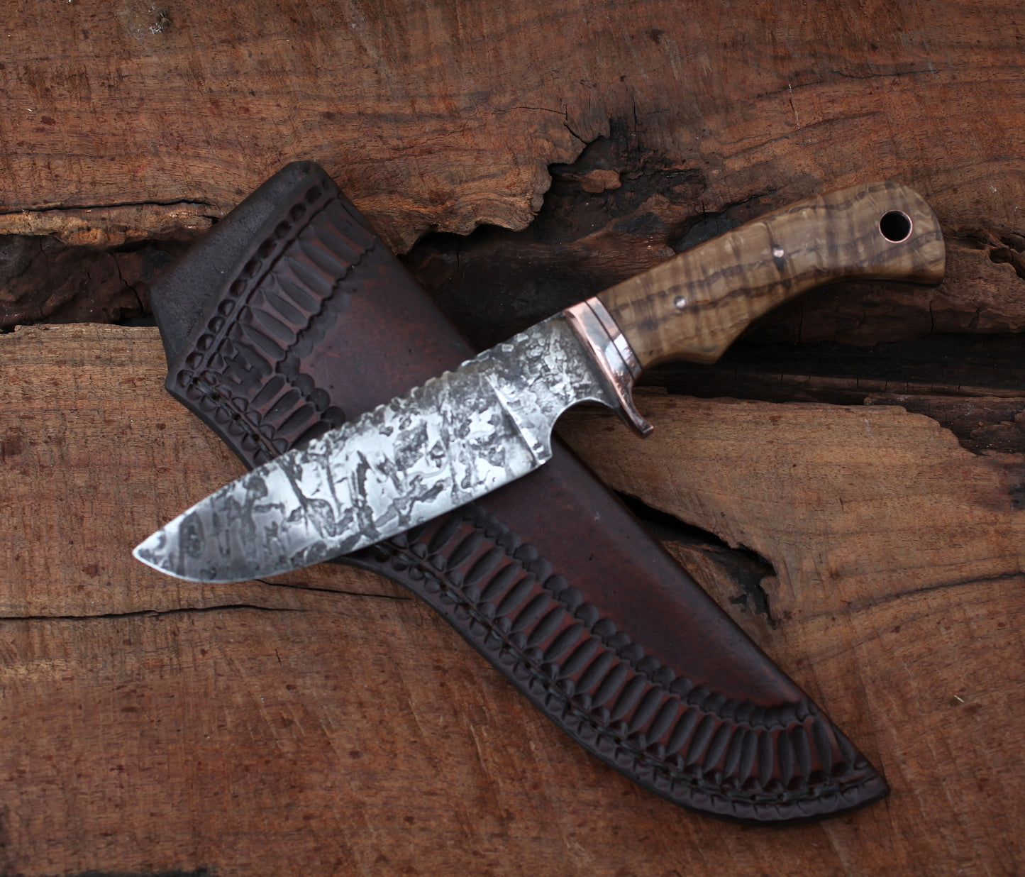 Large game Hunter/Camp knife, figured white oak