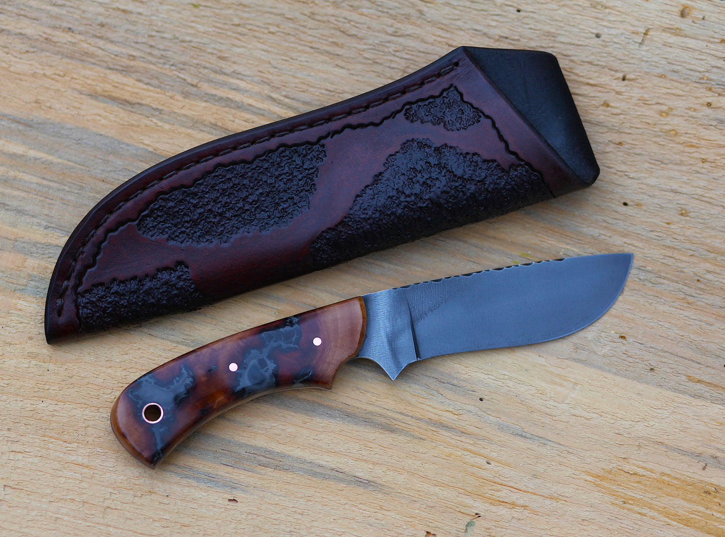 Large Game hunting knife, Mandrone root burl