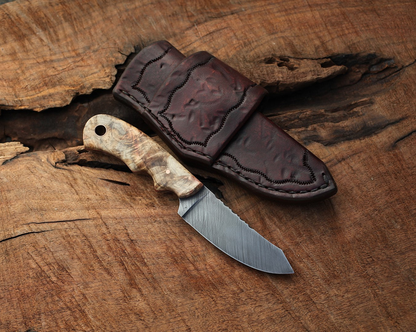 Spay point utility/hunting knife, box elder burl