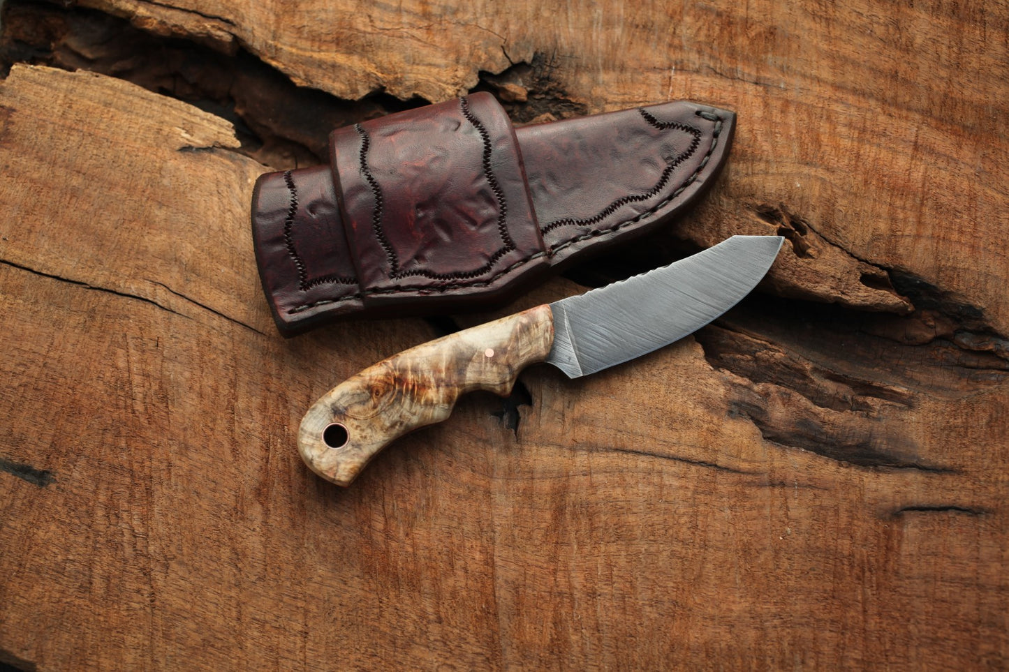 Spay point utility/hunting knife, box elder burl