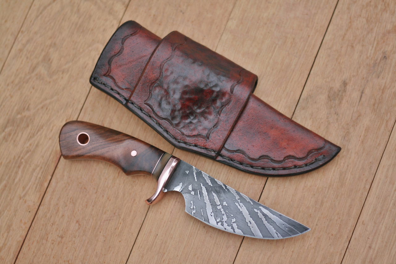 Custom utility Knife, EDC in walnut