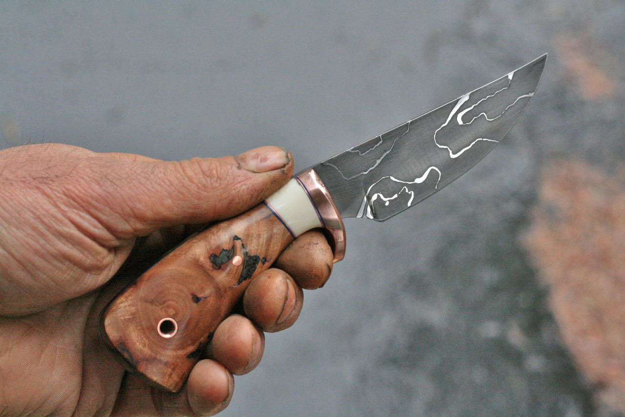 3 Finger utility knife, madrone root