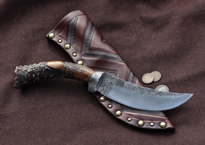 Buffalo skinner, carved antler