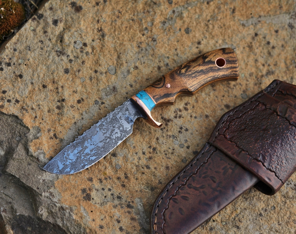 Custom hunter/skinning knife, bocote and tourquoise