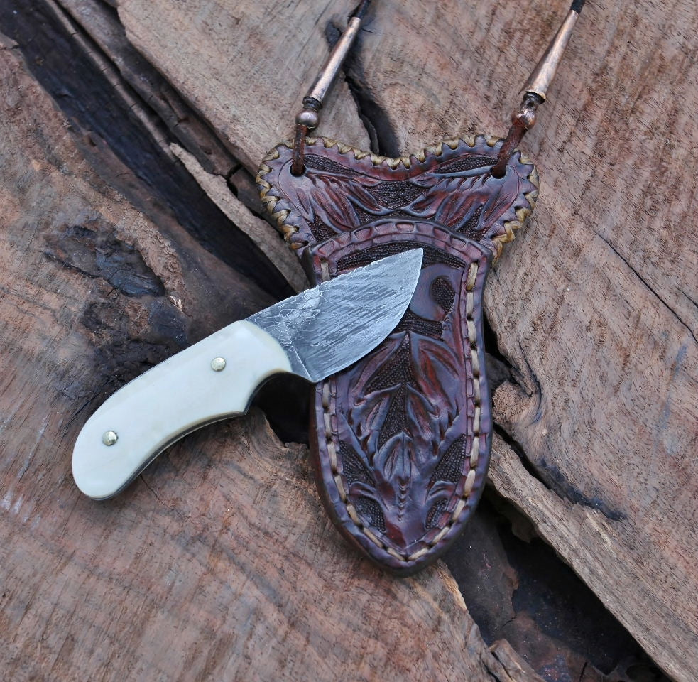 Cable neck knife, bison bone