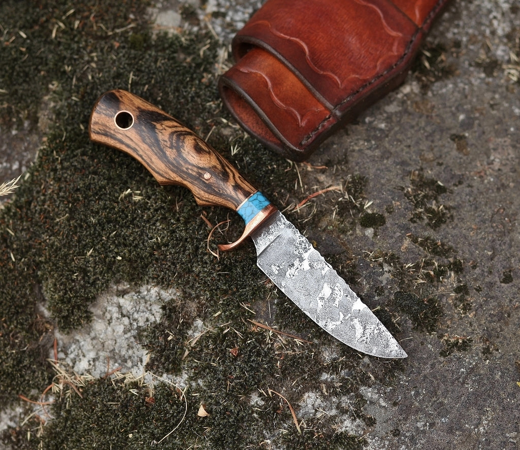 Custom Hunting knife, bocote and turquoise